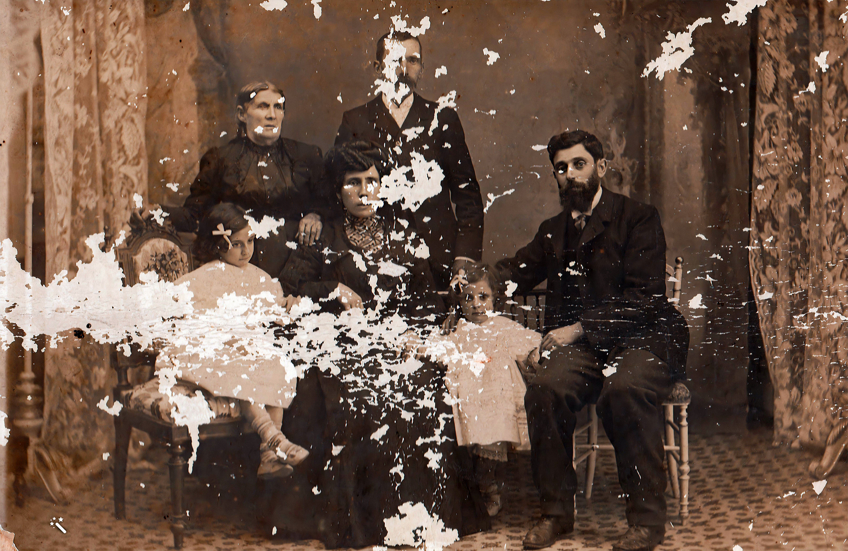 Familia Gil ao completo en 1904