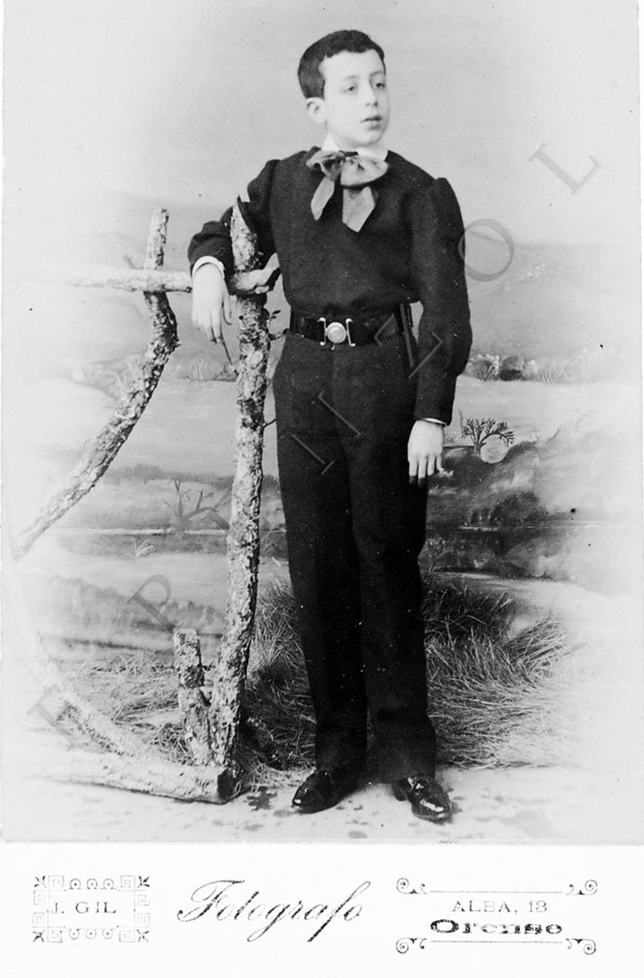 Otero Pedrayo adolescente, fotografiad en Alba
