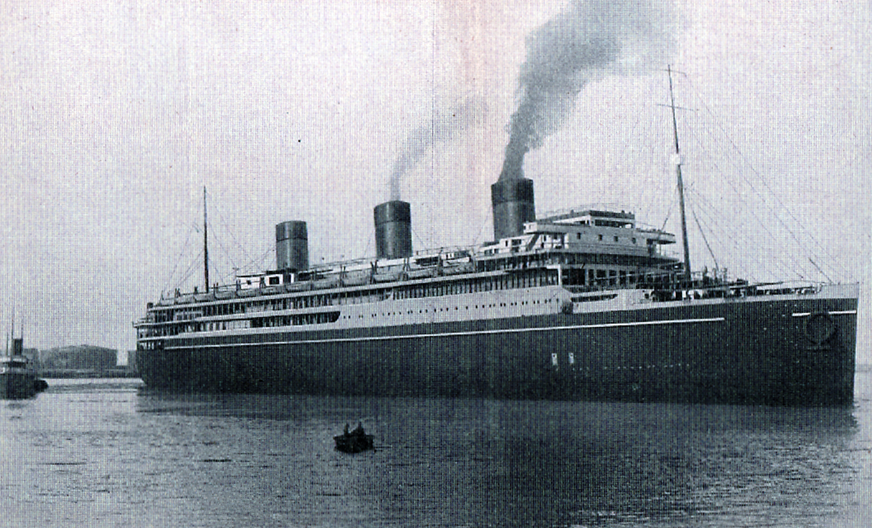 Primeira viaxe do SS L'Atlantique a Vigo